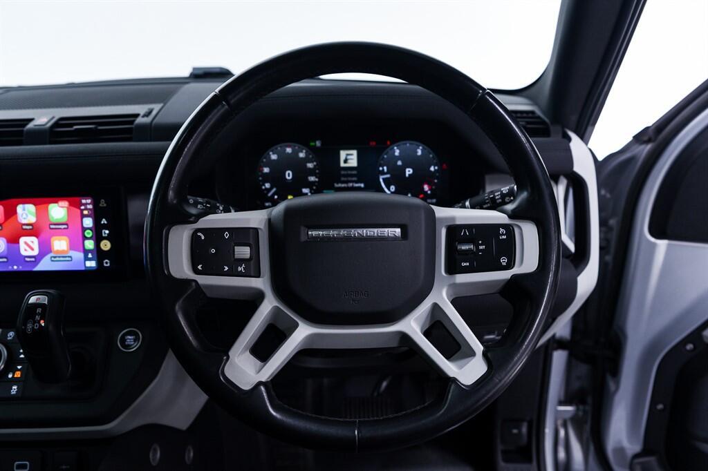 Land Rover Defender 110 - Image 26