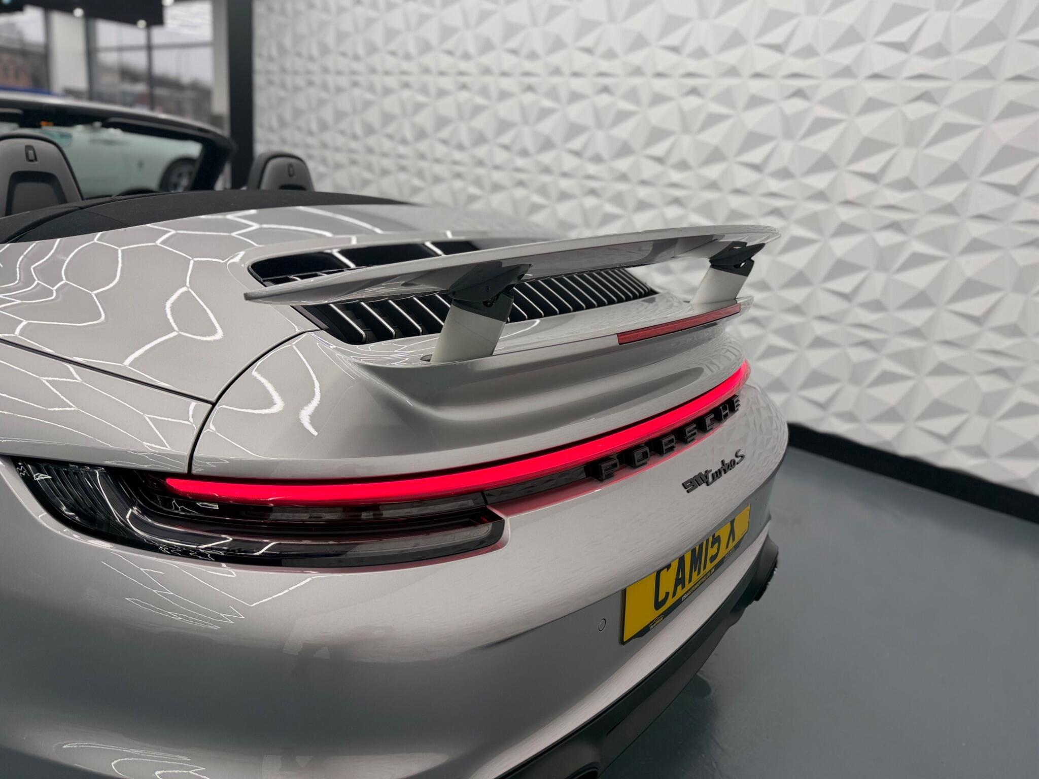 Porsche 911 - Image 7