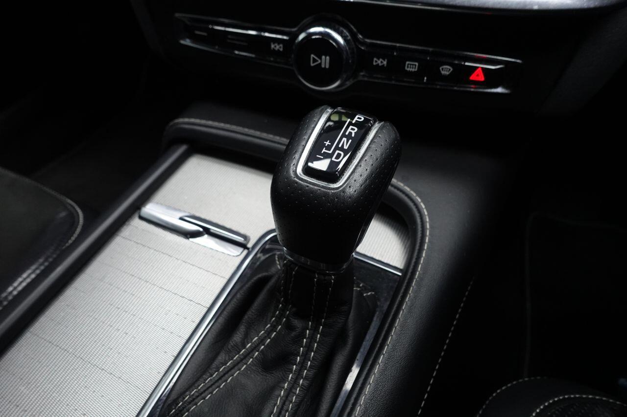 Volvo S90 - Image 45