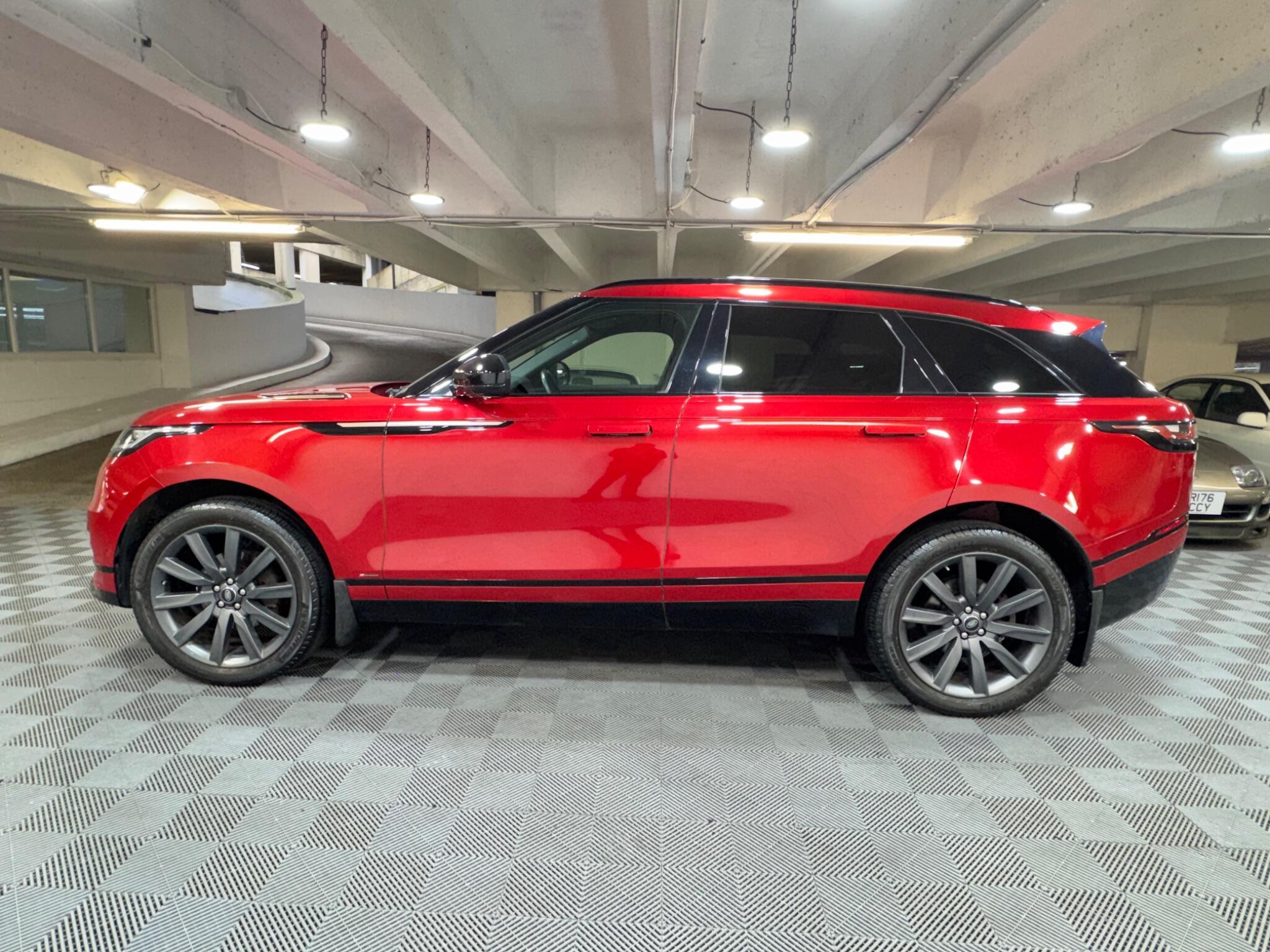 Land Rover Range Rover Velar - Image 2