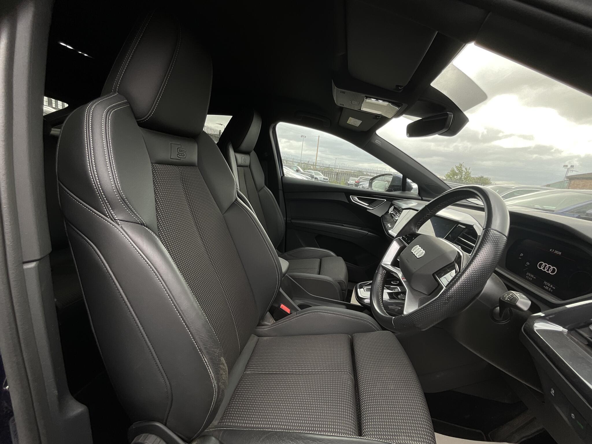 Audi Q4 E-Tron - Image 8