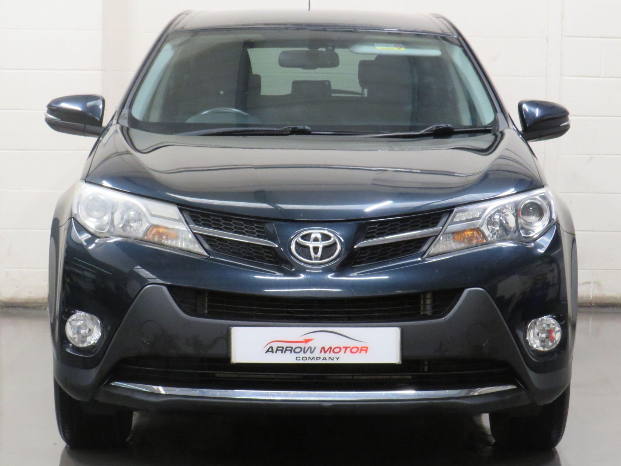 Toyota RAV4 - Image 8