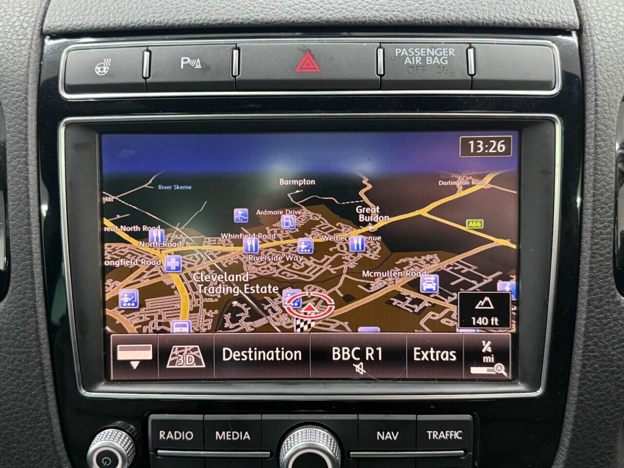 Volkswagen Touareg - Image 27