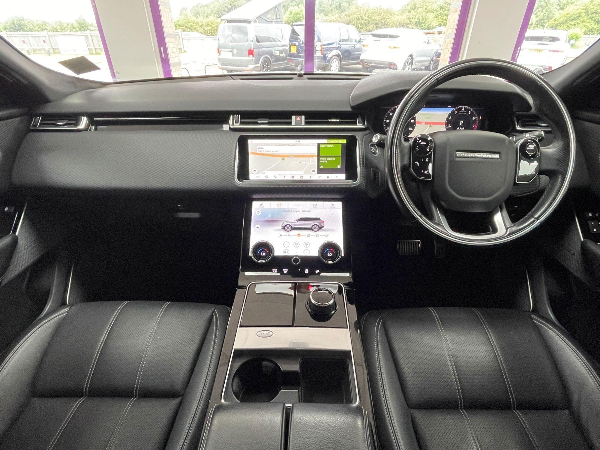 Land Rover Range Rover Velar - Image 2