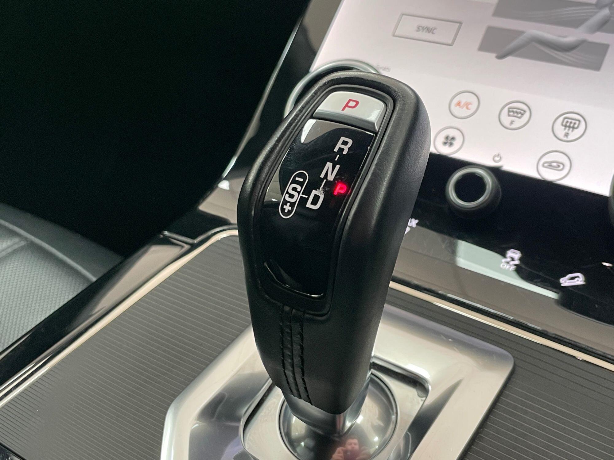 Land Rover Range Rover Evoque - Image 53