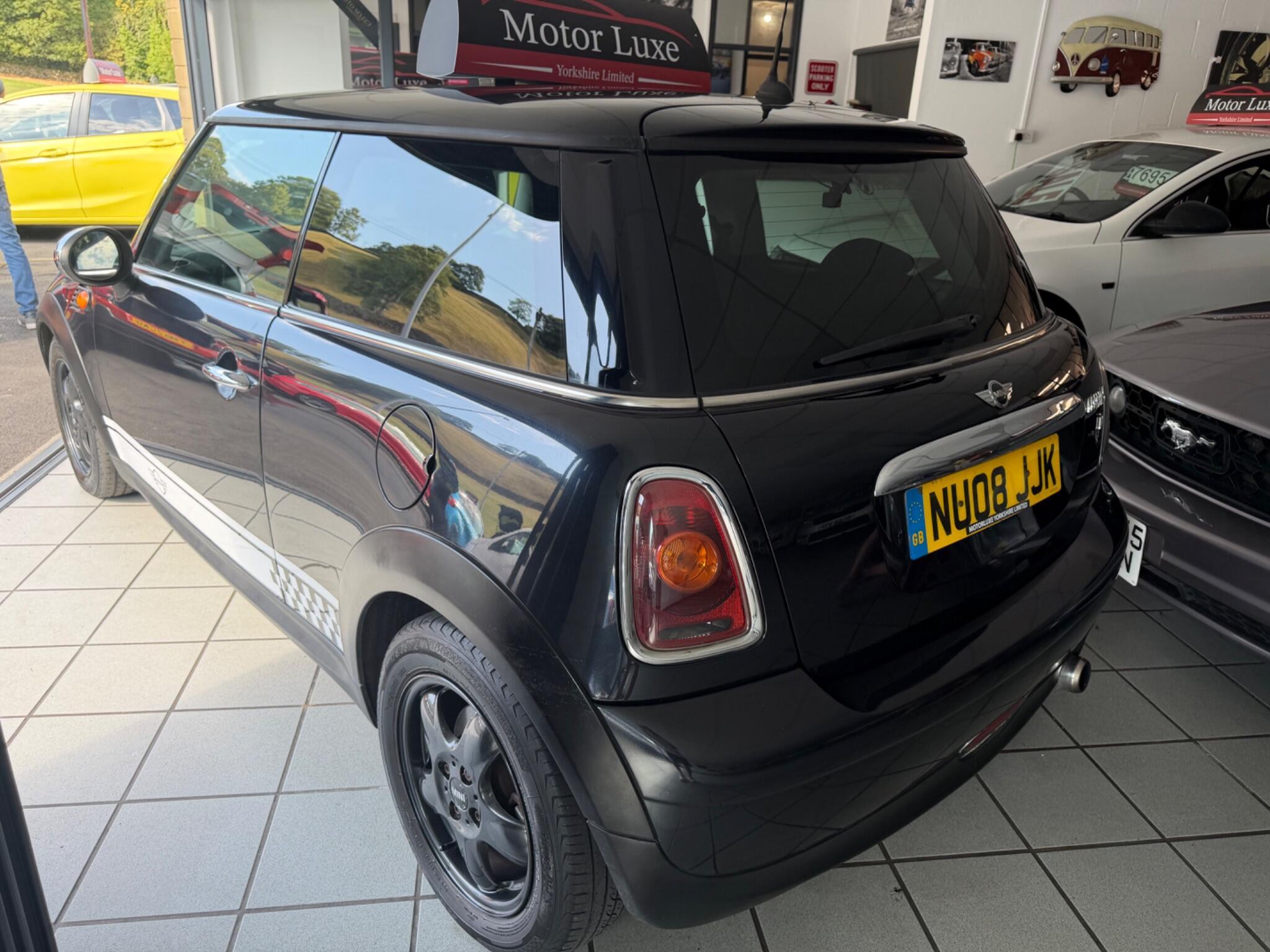 MINI Hatch - Image 5