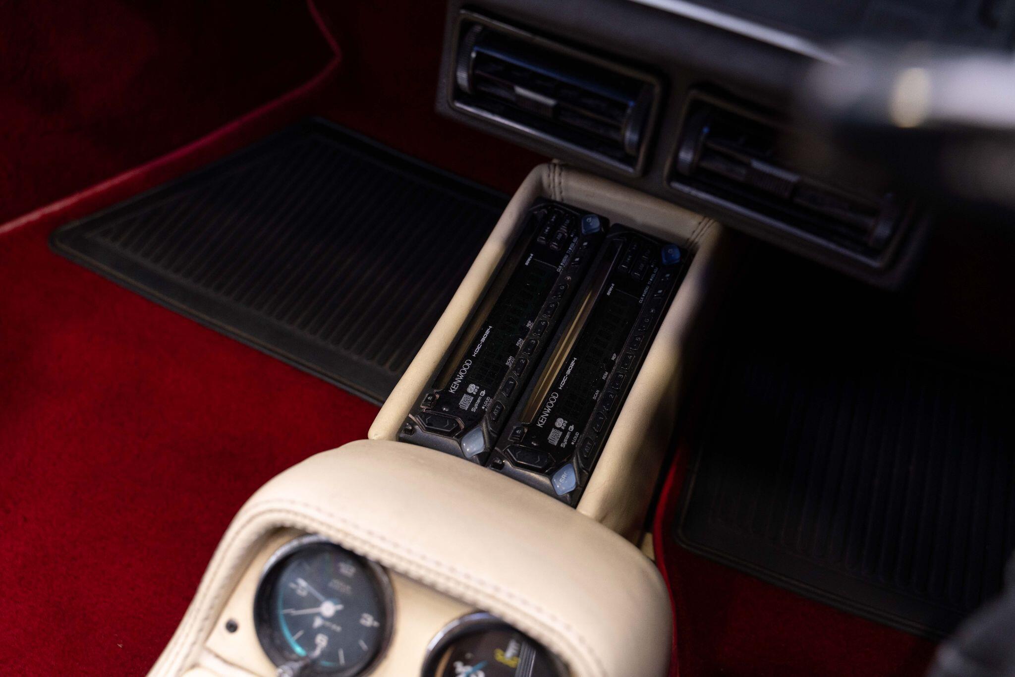 Ferrari 308 - Image 15
