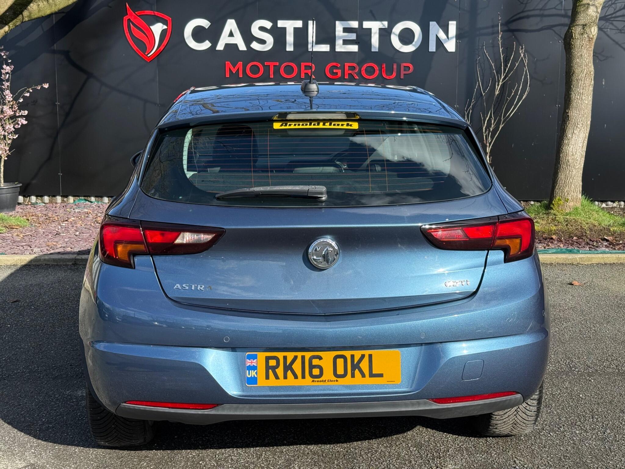 Vauxhall Astra - Image 13