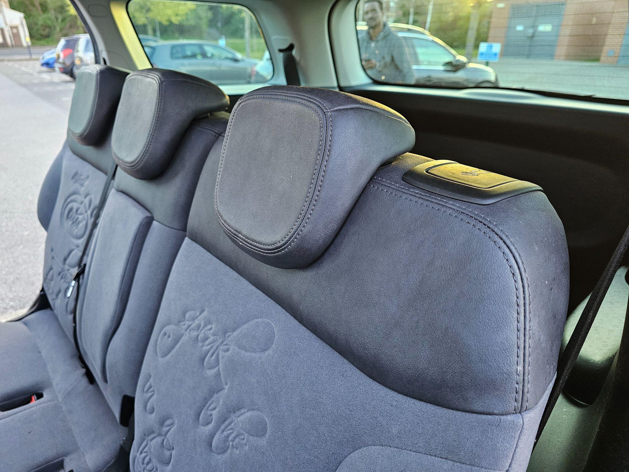 Fiat 500L - Image 18