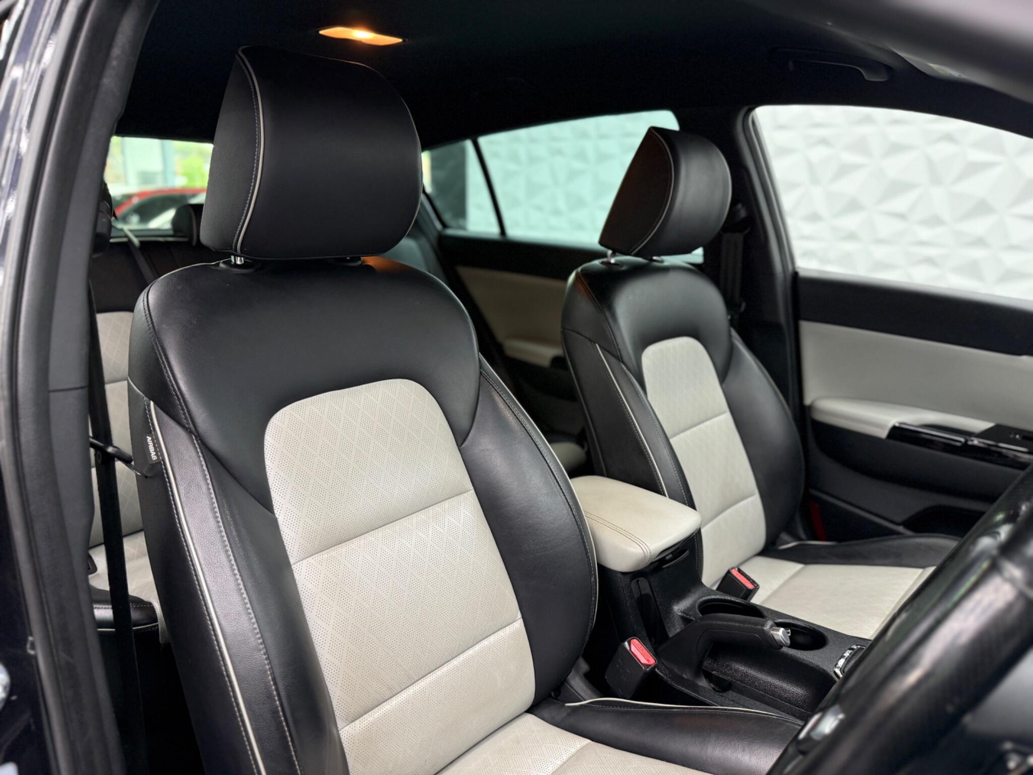 Kia Sportage - Image 18