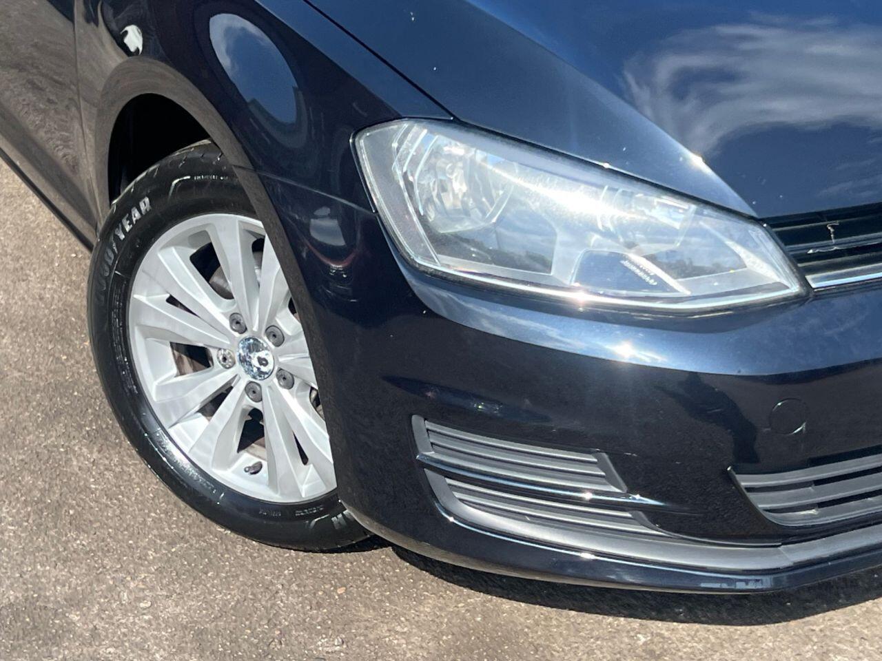 Volkswagen Golf - Image 5