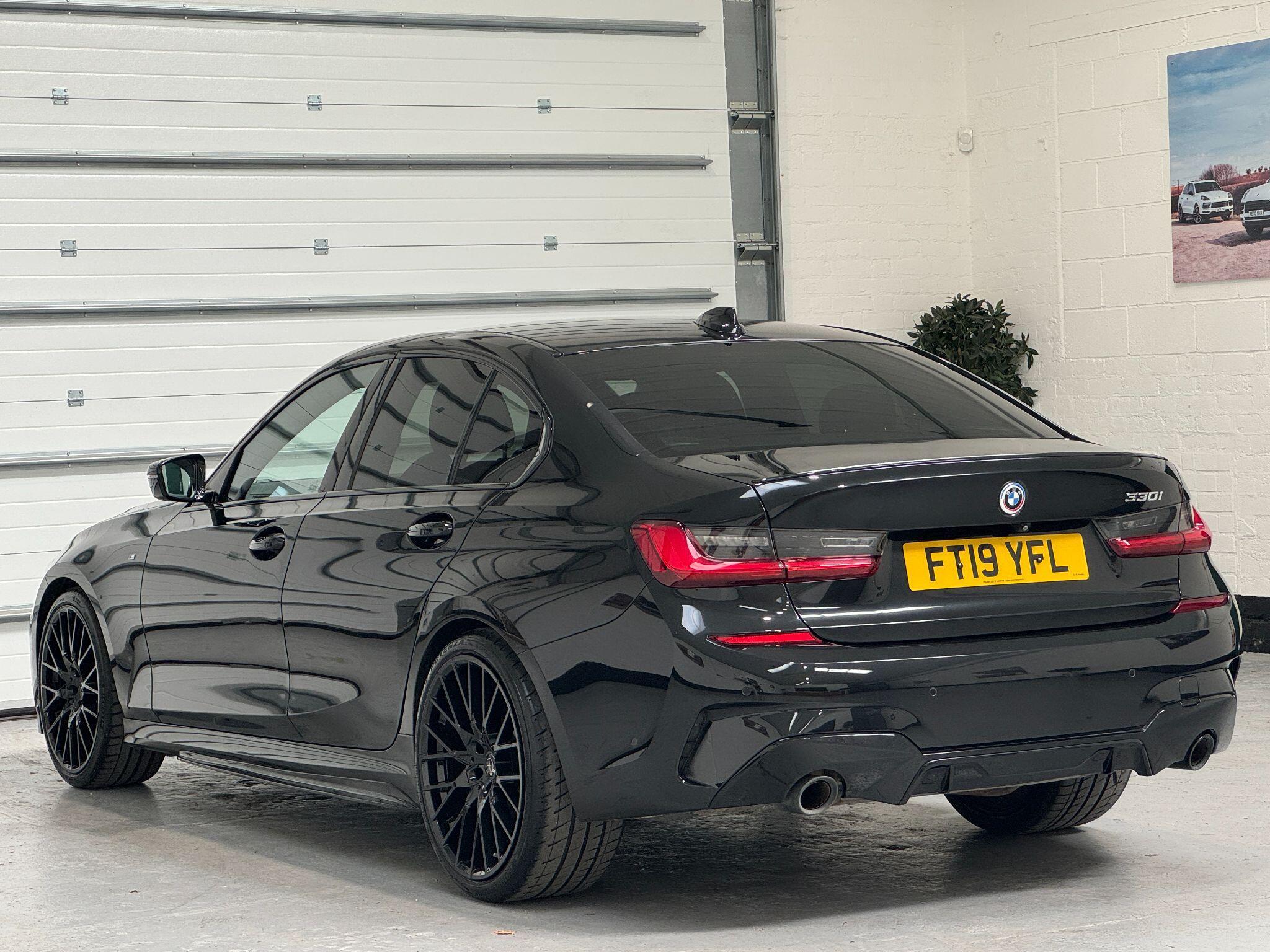 BMW 3 Series - Image 15