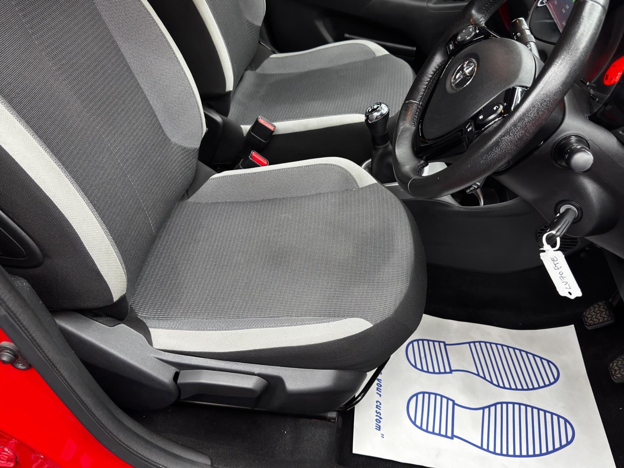 Toyota Aygo - Image 13