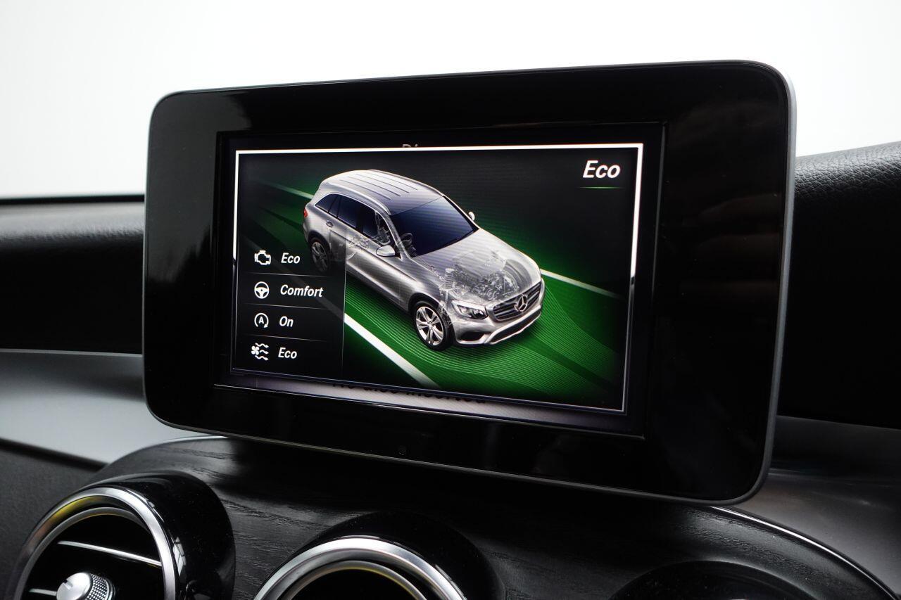 Mercedes GLC - Image 36
