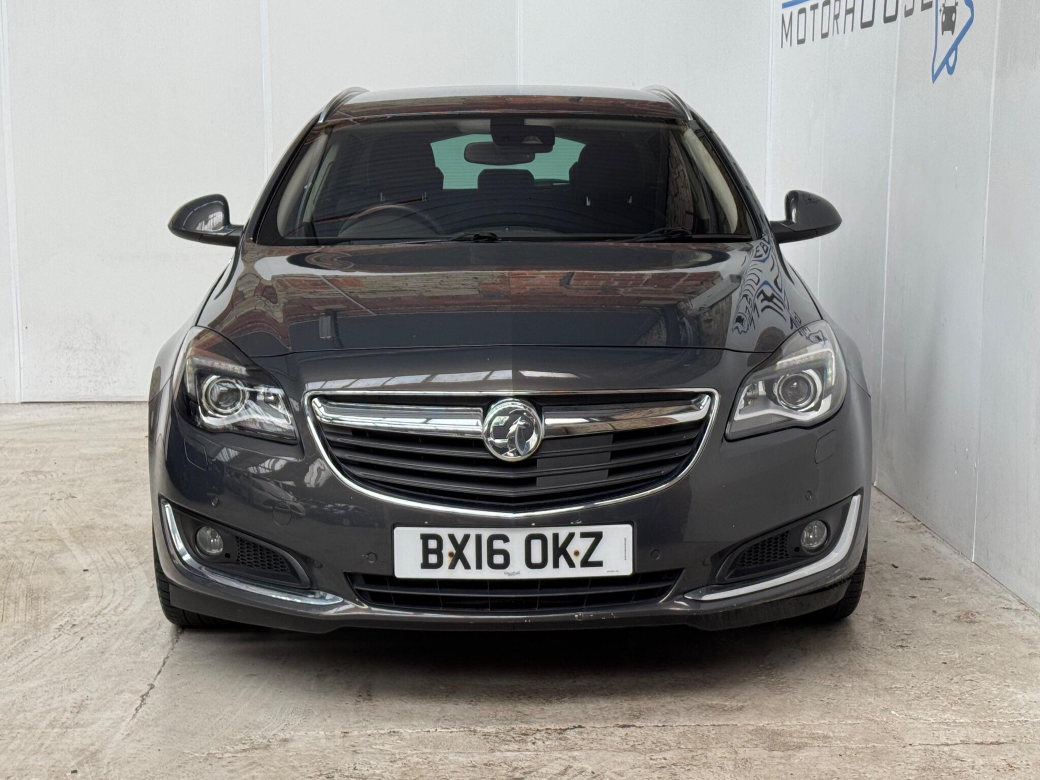 Vauxhall Insignia - Image 2