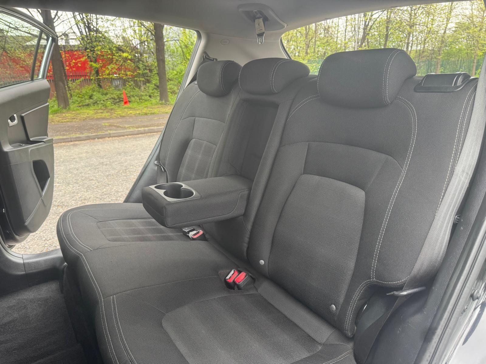 Kia Sportage - Image 41