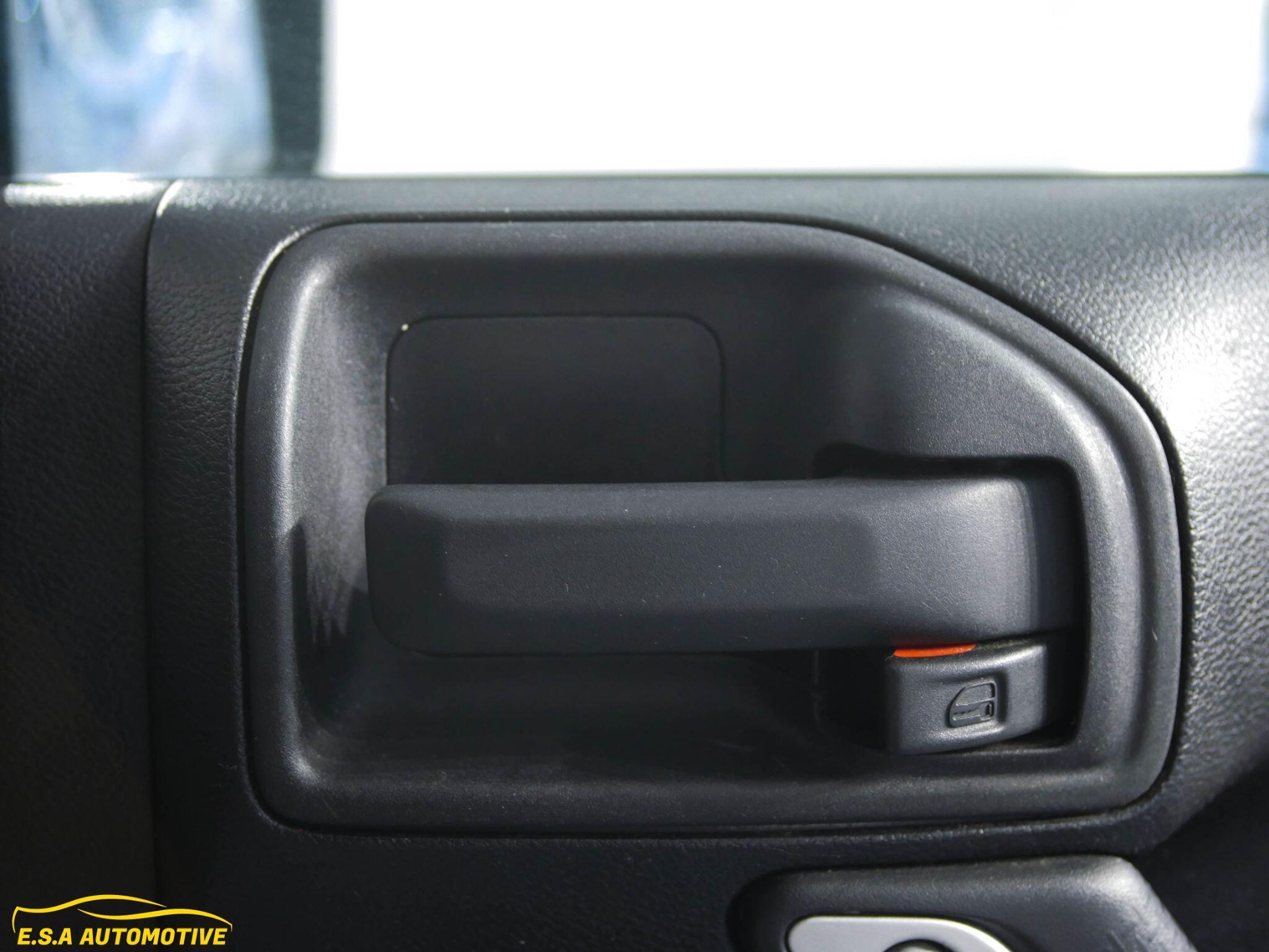 Jeep Wrangler - Image 17