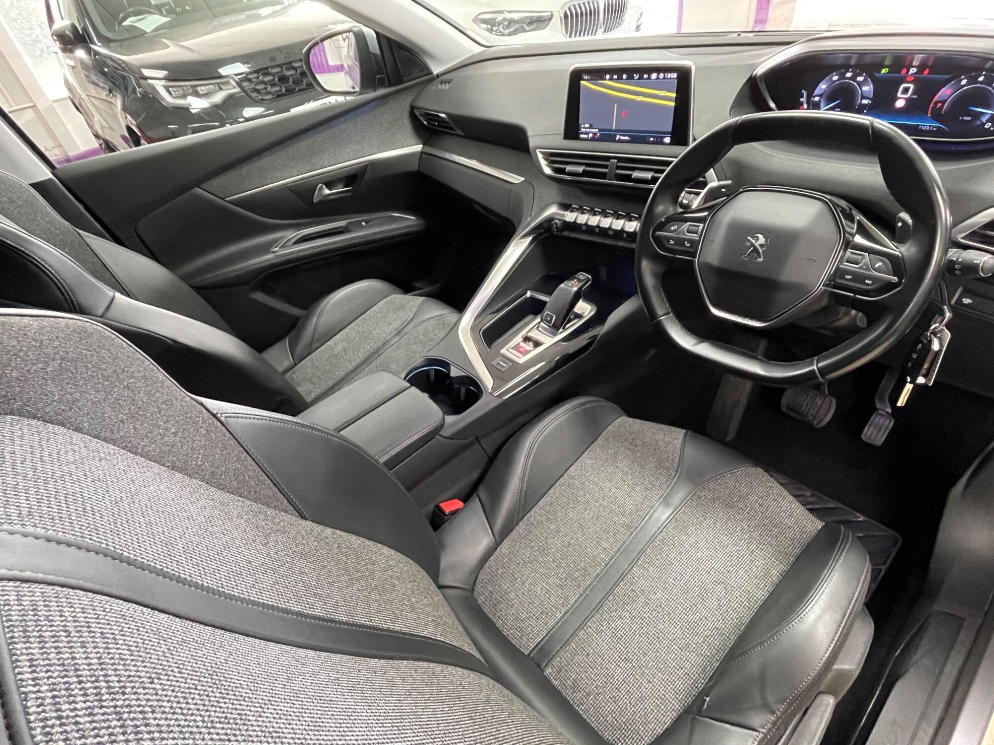 Peugeot 5008 - Image 23