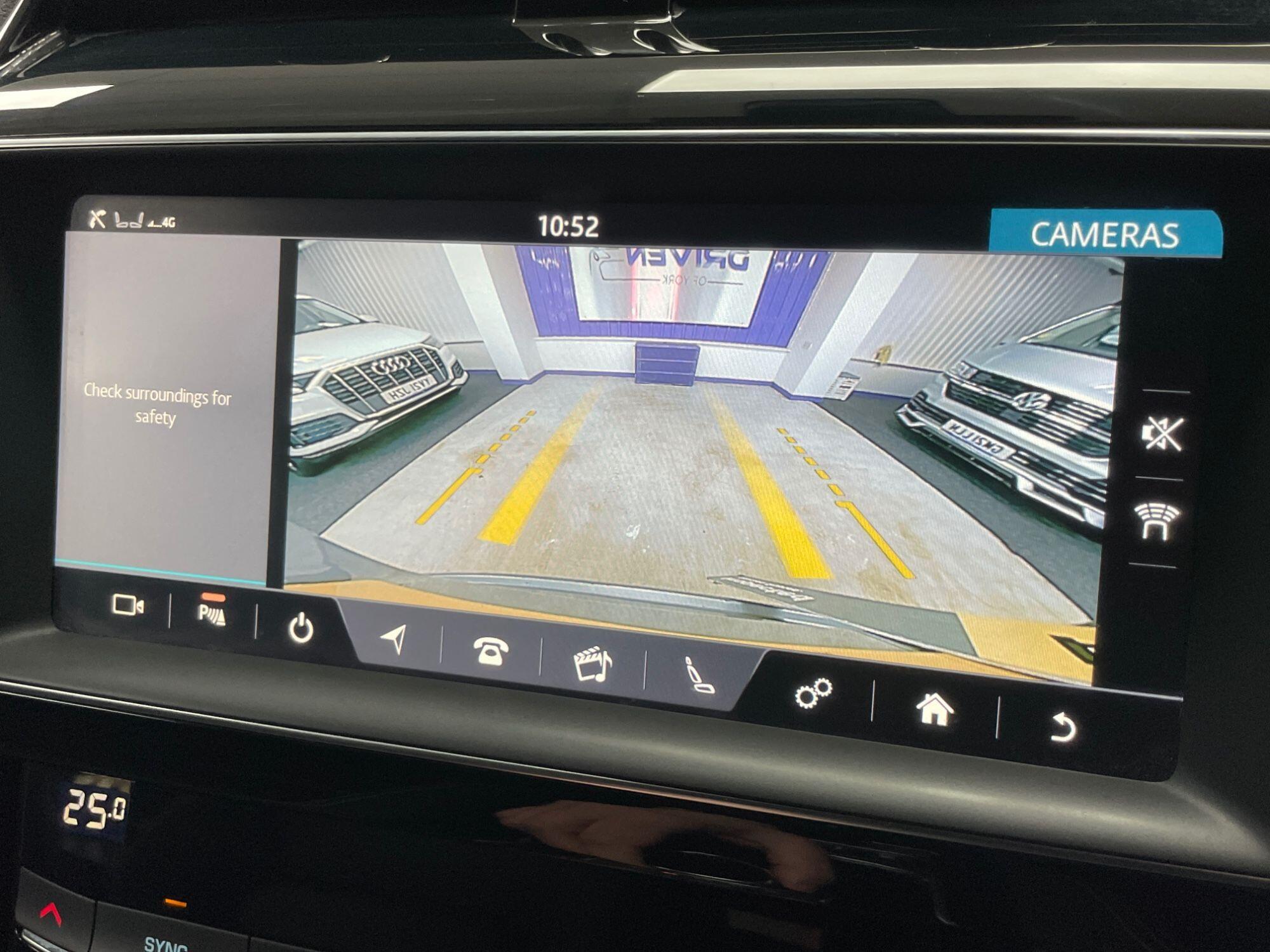 Jaguar F-Pace - Image 39