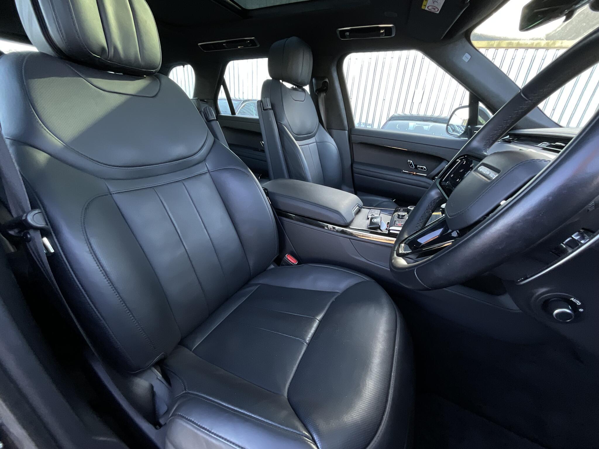 Land Rover RANGE ROVER SPORT - Image 8