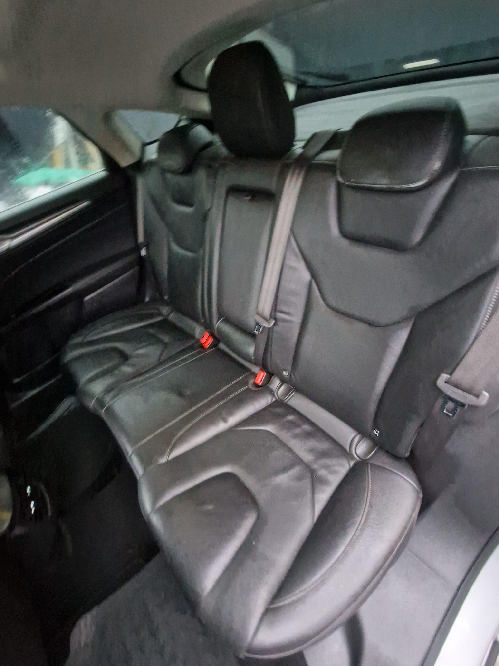 Ford Mondeo - Image 37