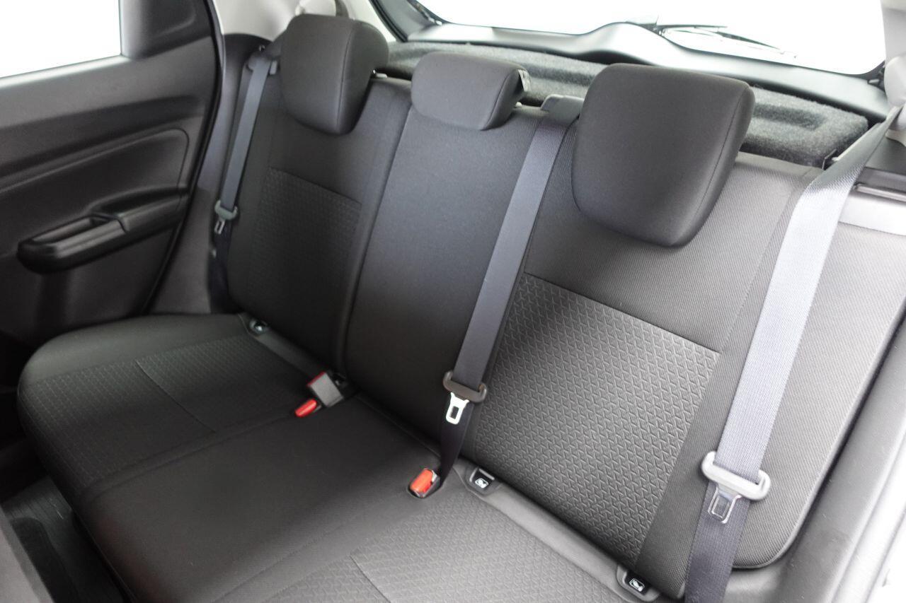 Suzuki Swift - Image 19