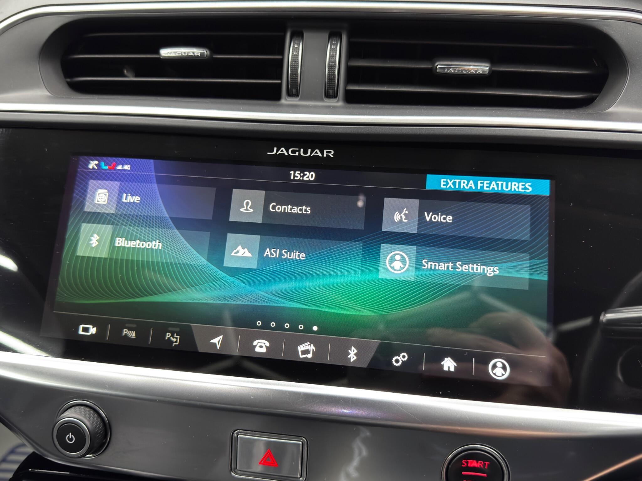 Jaguar I-Pace - Image 29