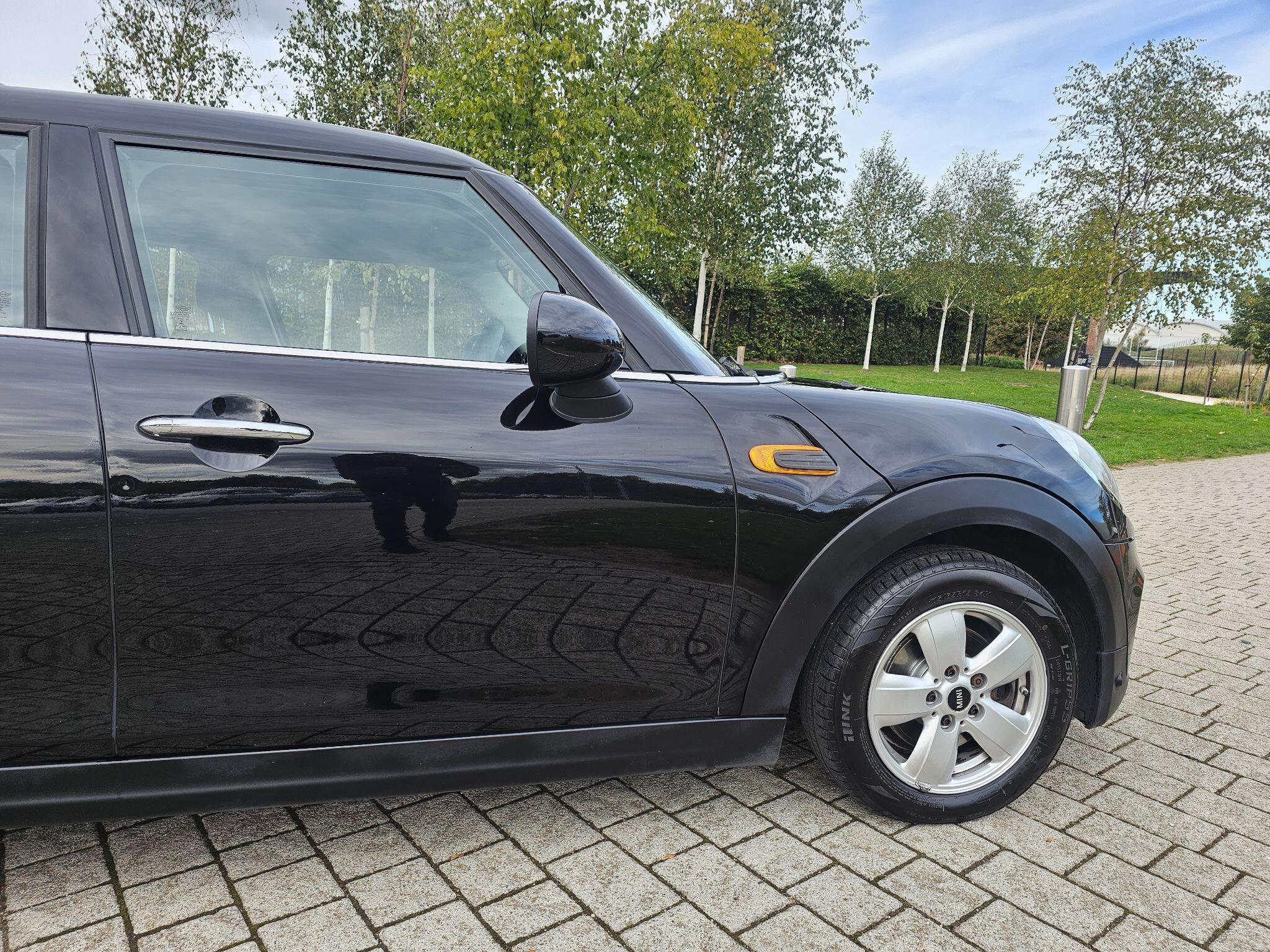 MINI Hatch - Image 4