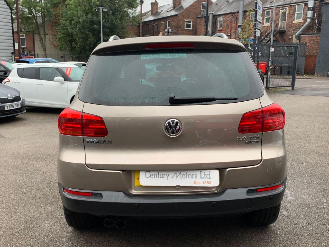 Volkswagen Tiguan - Image 9