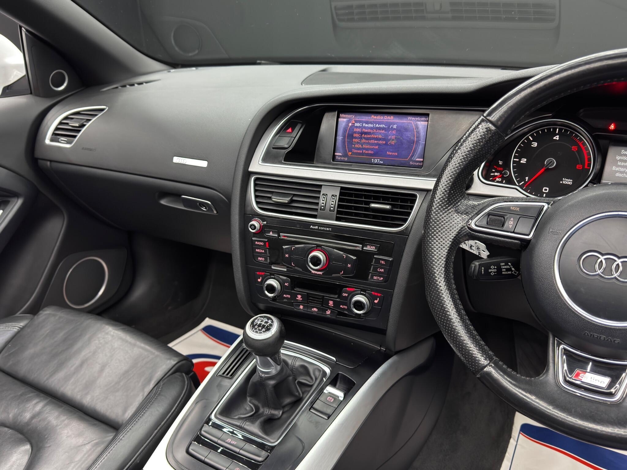 Audi A5 CABRIOLET - Image 23