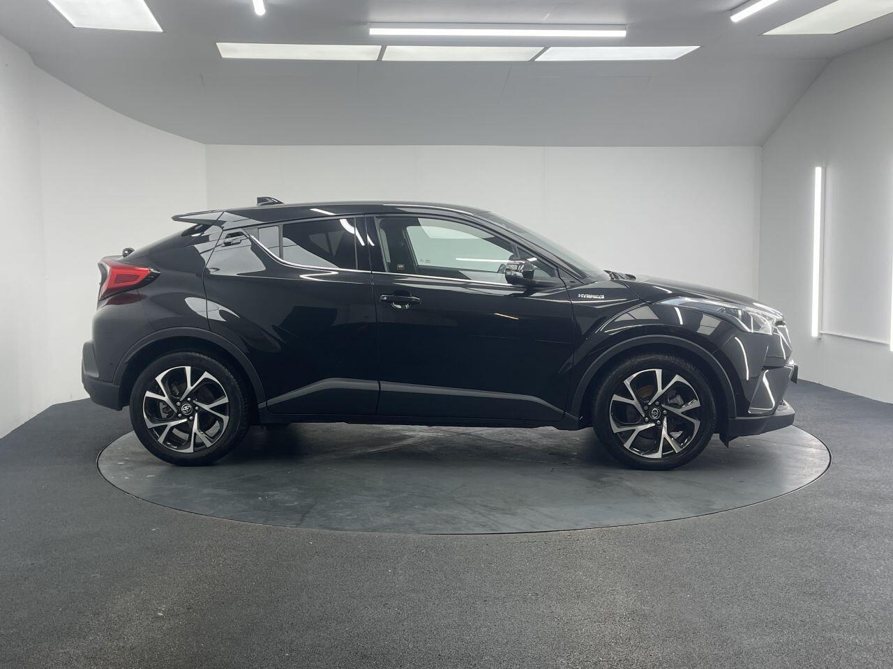Toyota C-Hr - Image 20
