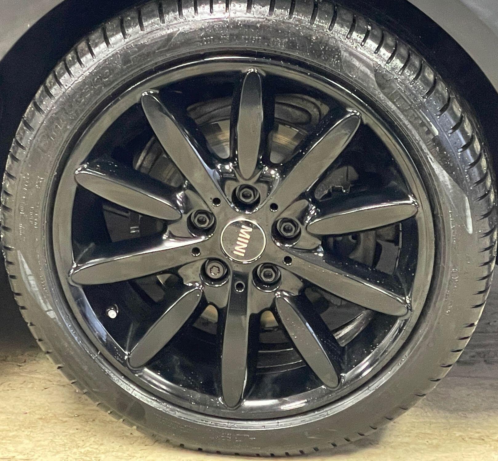 MINI Hatch - Image 16