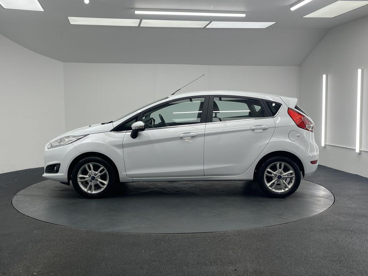 Ford Fiesta - Image 7