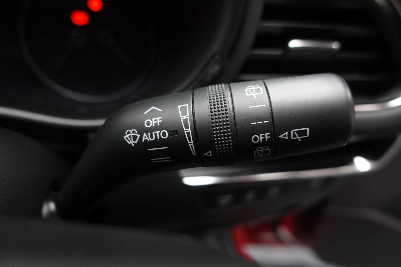 Mazda MAZDA3 - Image 16
