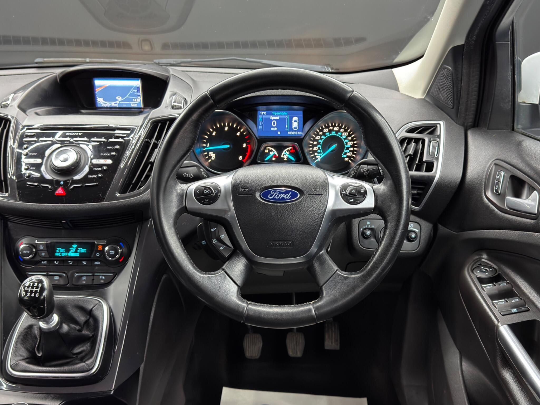 Ford Kuga - Image 18