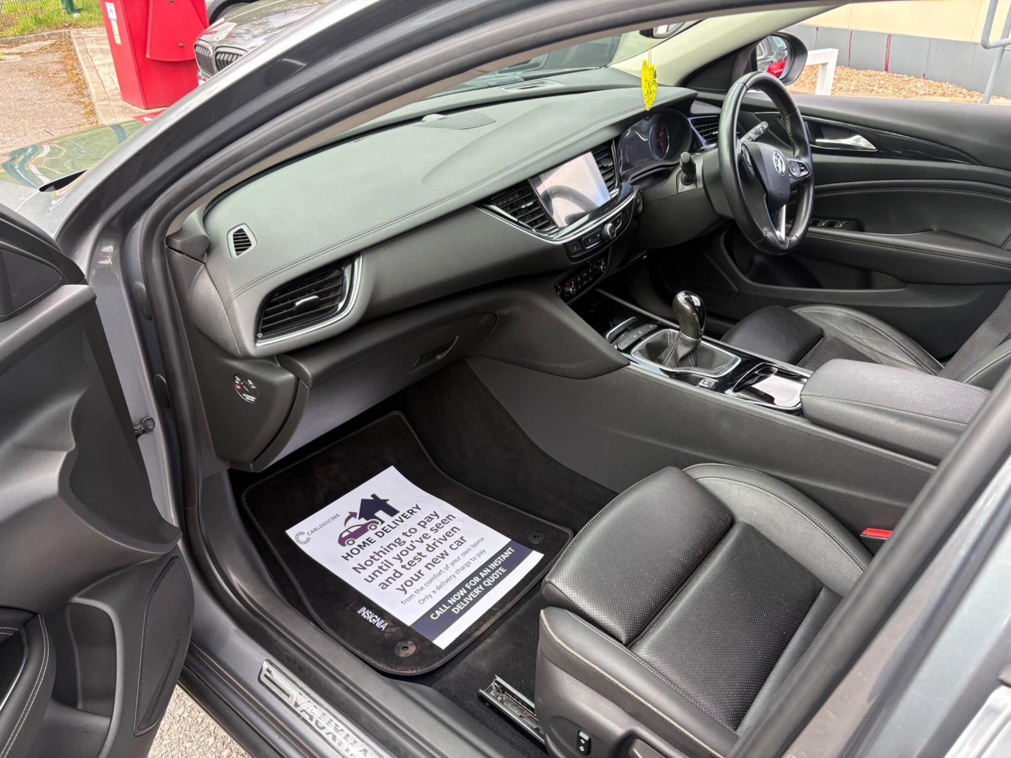 Vauxhall Insignia - Image 18