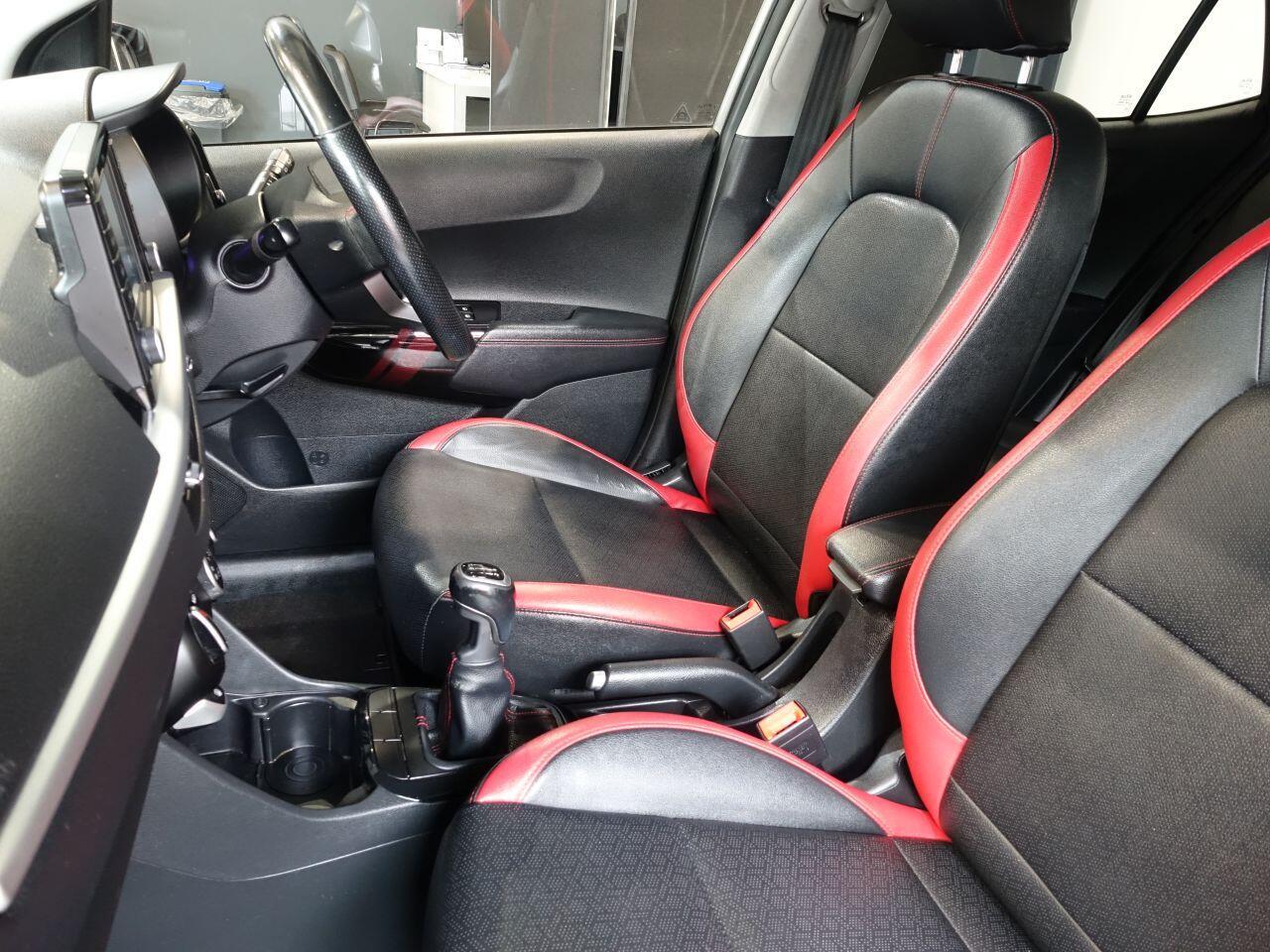 Kia Picanto - Image 12