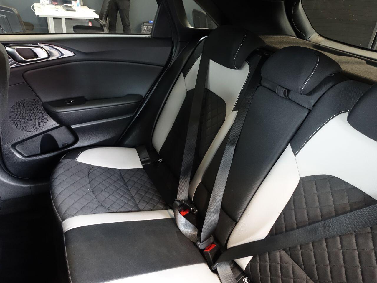 Kia ceed - Image 17