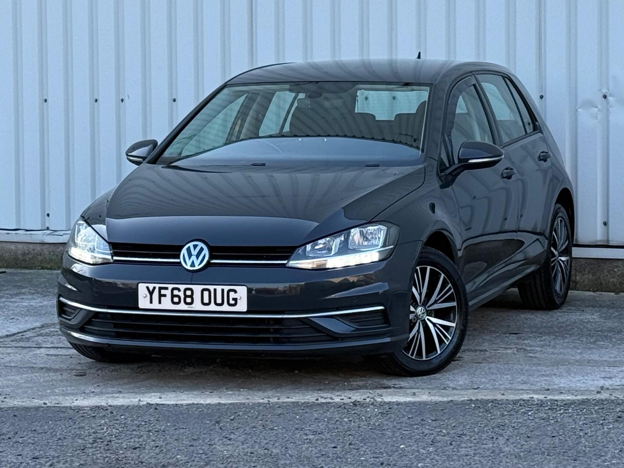 Volkswagen Golf - Image 4
