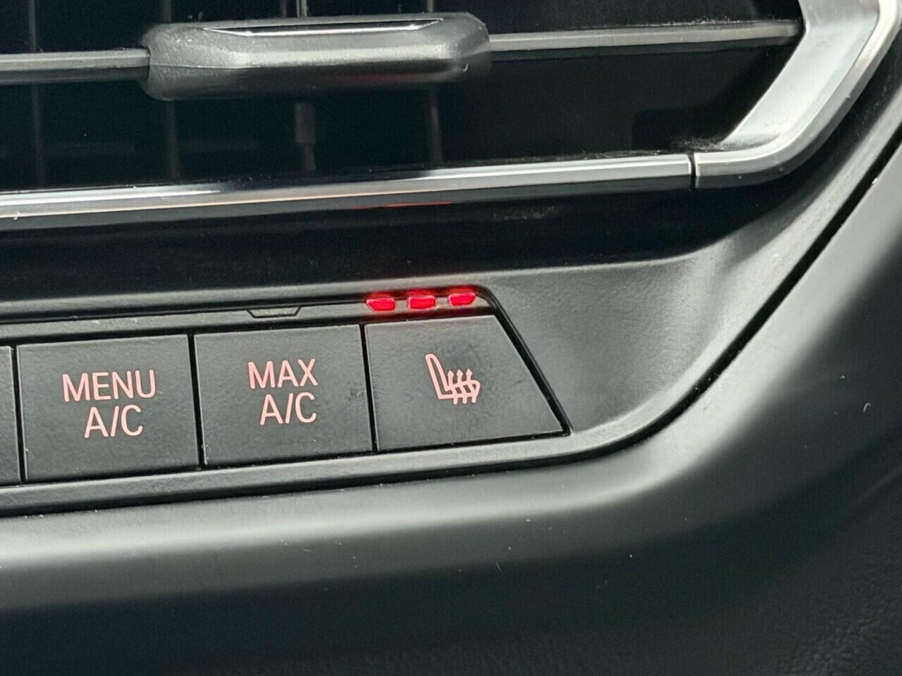 BMW 1 Series - Image 32