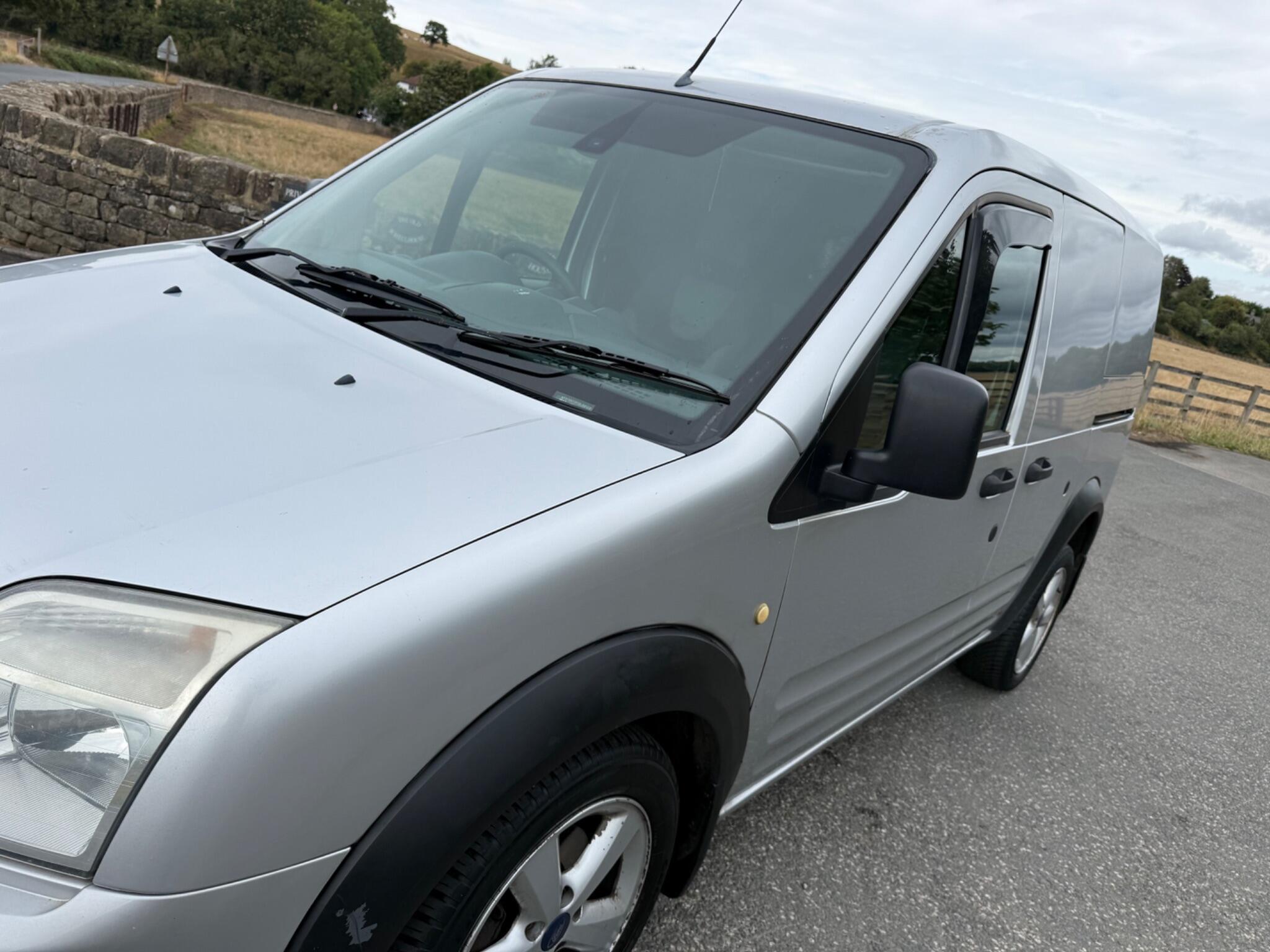 Ford Transit Connect - Image 3