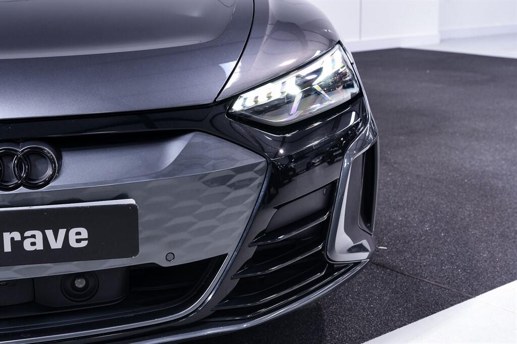 Audi RS e-tron GT - Image 10