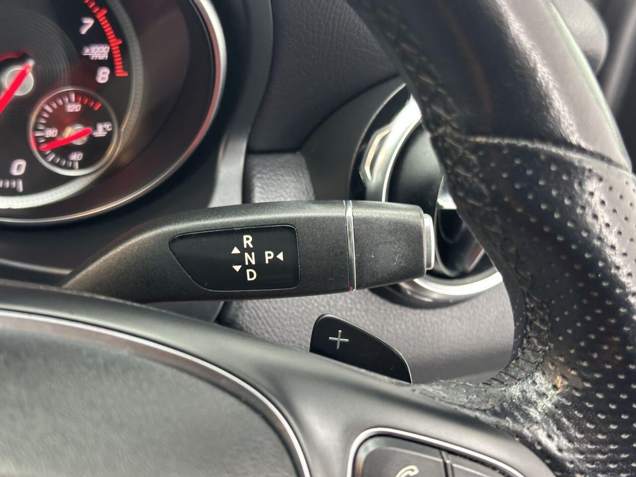 Mercedes GLA - Image 22