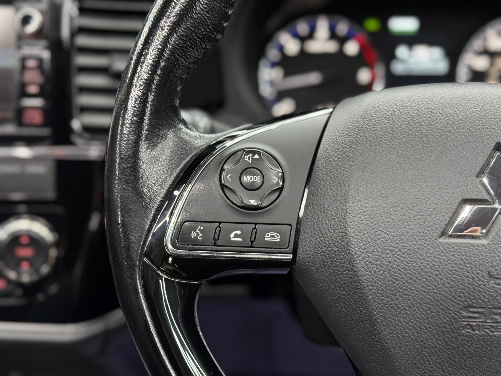 Mitsubishi Outlander - Image 20