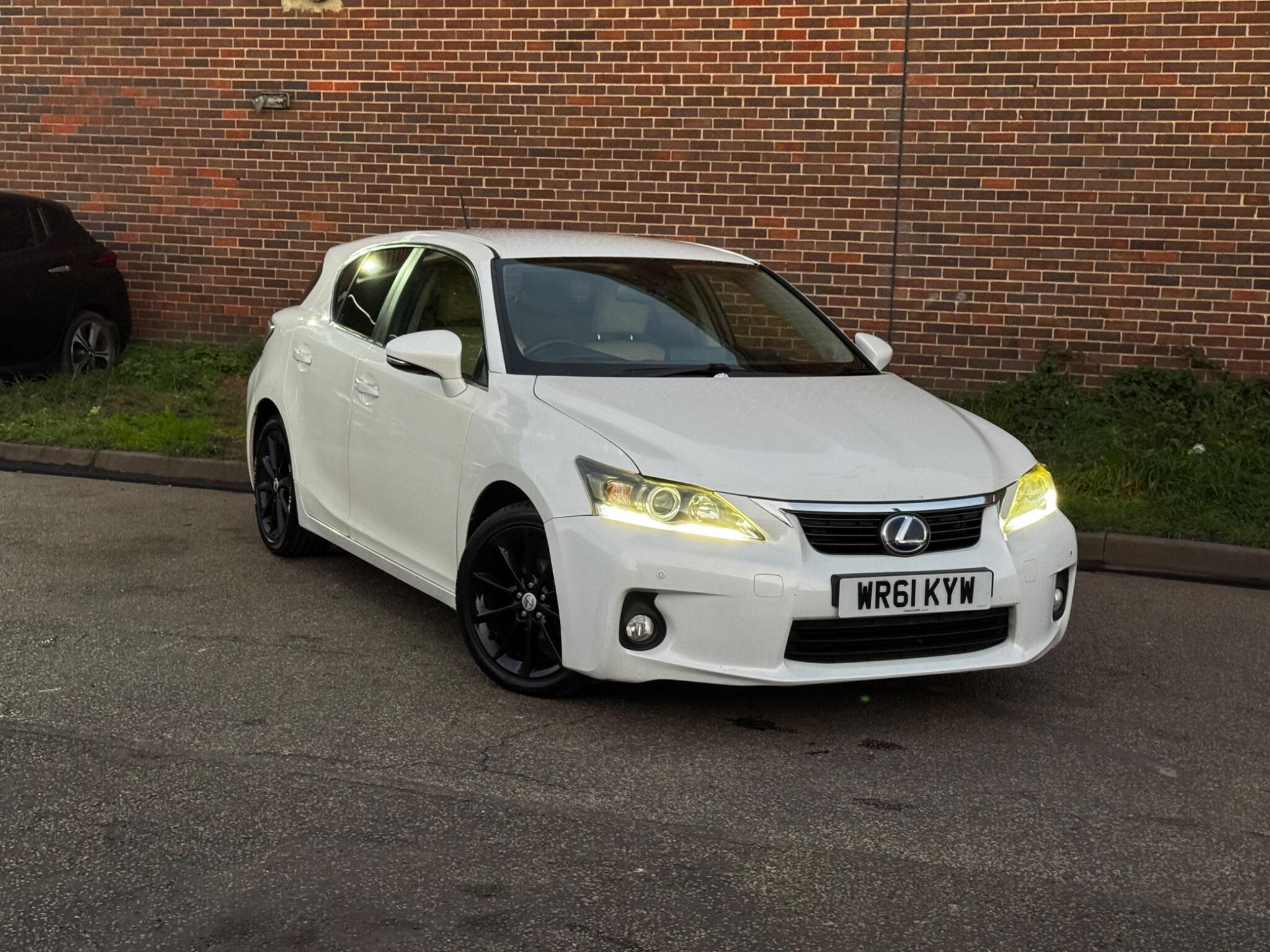 Lexus CT - Image 7
