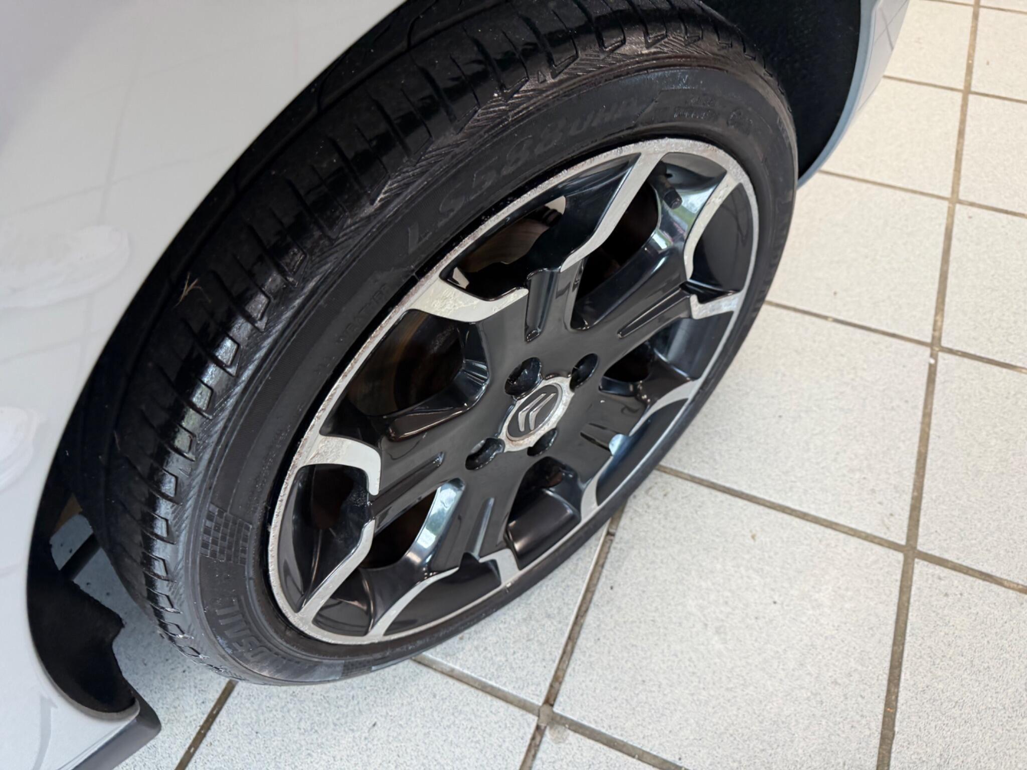Citroen DS3 - Image 10
