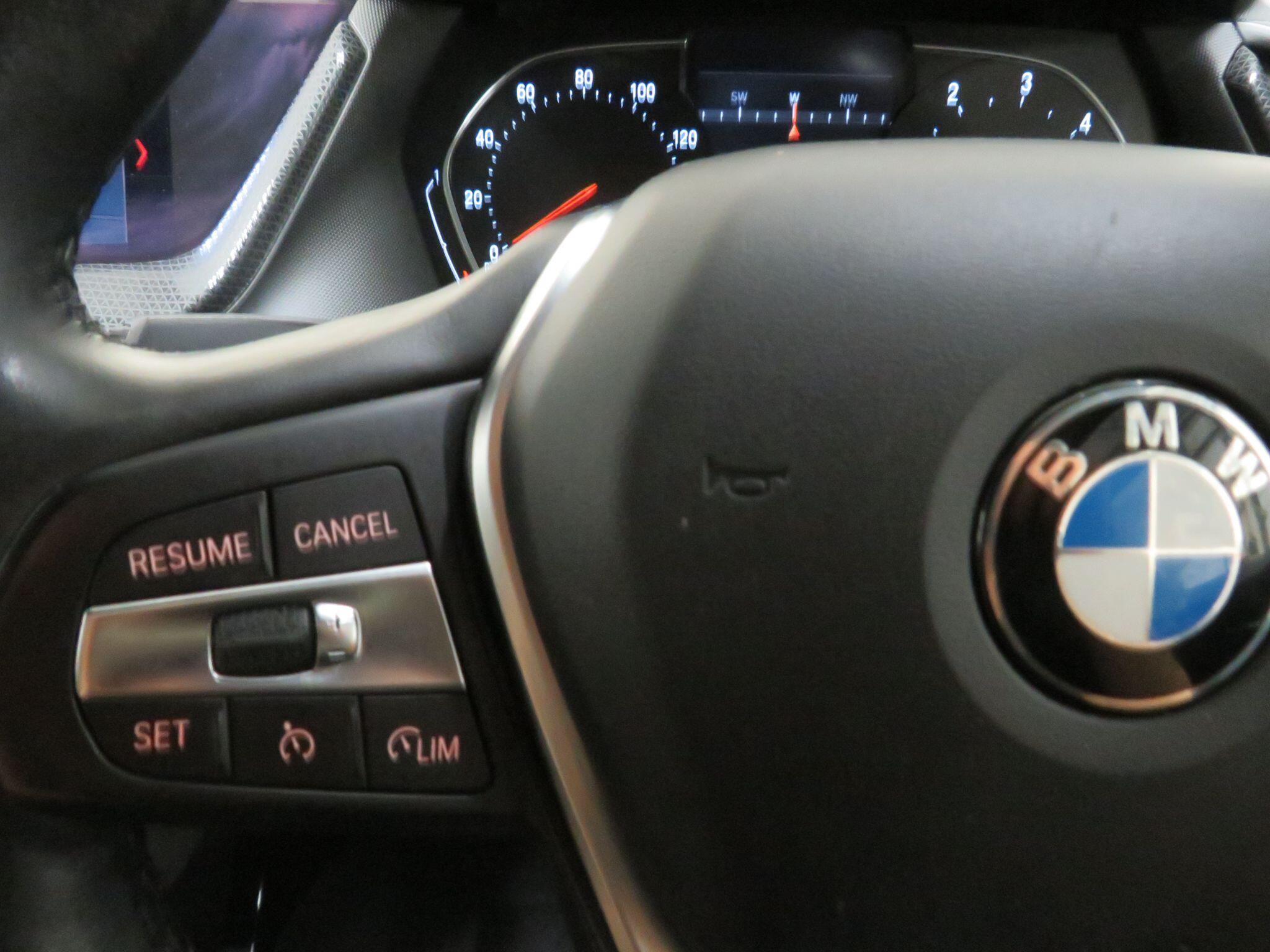 BMW 1 Series - Image 17