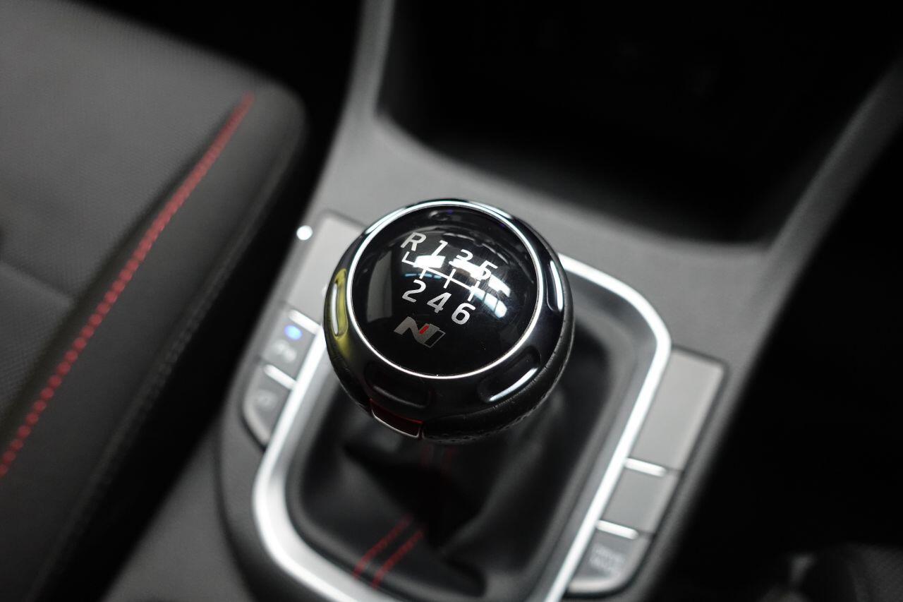 Hyundai i30 - Image 50