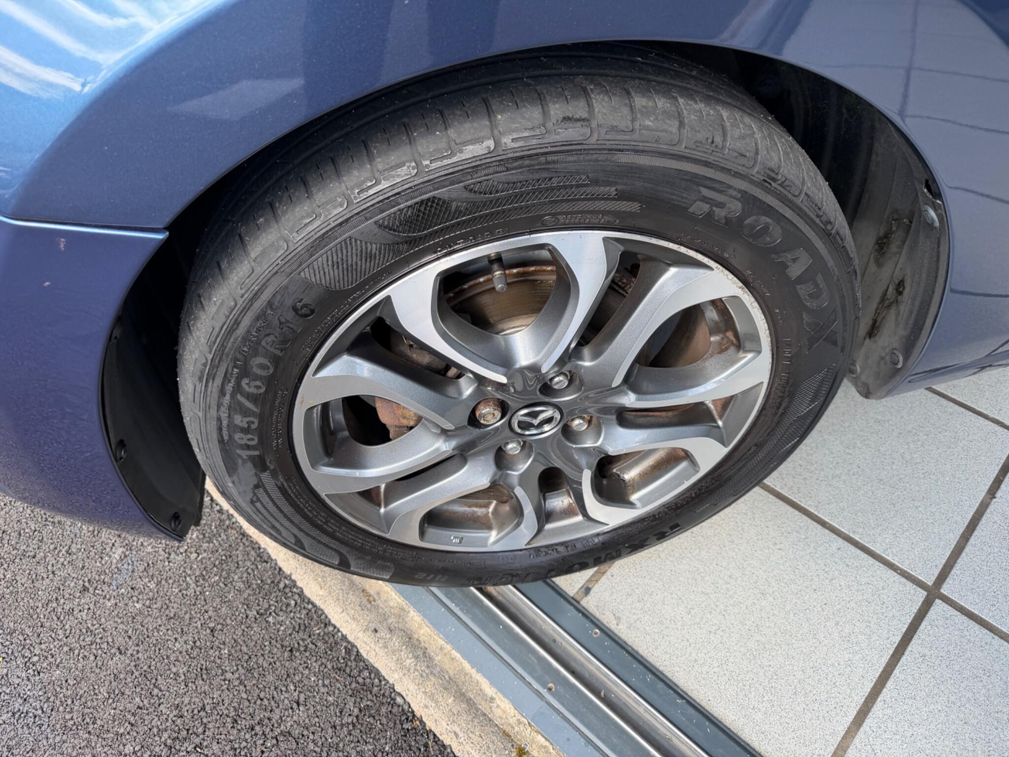 Mazda MAZDA2 - Image 21