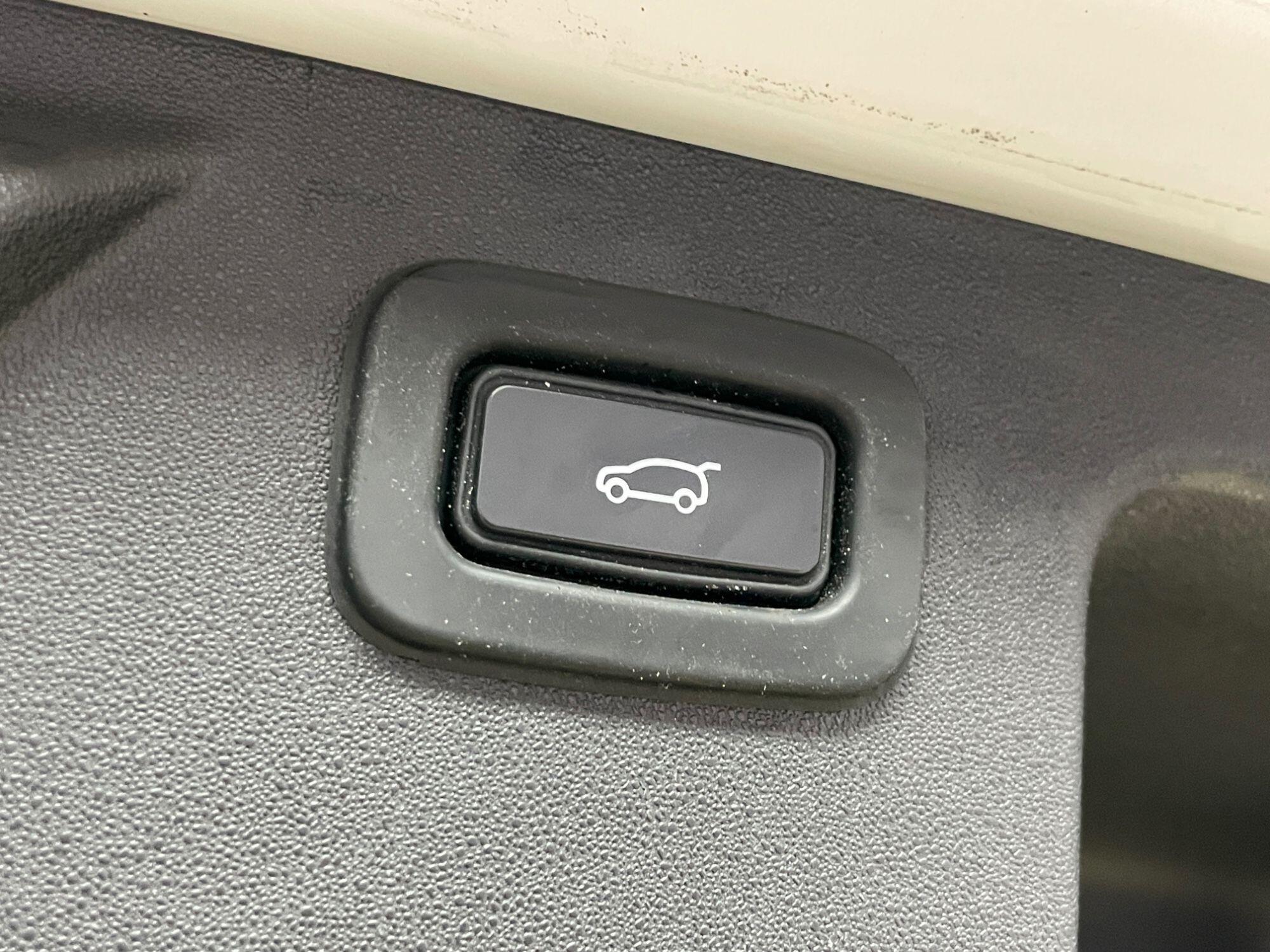 Land Rover DISCOVERY SPORT - Image 23